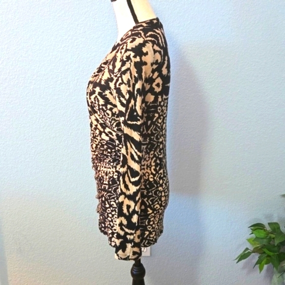 MAX MARA Long Sleeve Animal Print Blouse Shirt Top Sz Large Abstract Wrap - Picture 5 of 13